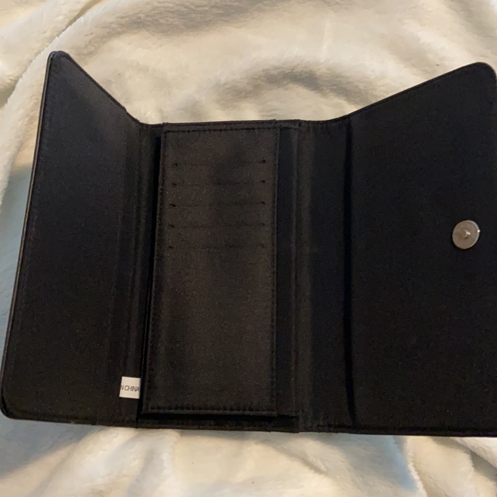 Wallet - Picture 3 of 4